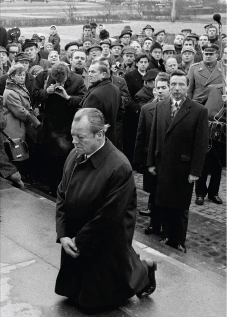 Was wollte Willy Brandt mit seinem Kniefall 1970 im ehemaligen jüdischen Ghetto in Warschau ausdrücken?